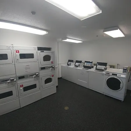 Intown Suites Extended Stay Chicago Il - Downers Grove